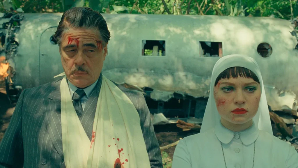 mia threapleton, benicio del toro, the phoenician scheme, wes anderson