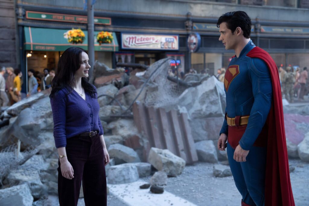 Lois Lane (Rachel Bronahan)y Superman (David Corenswet) en el set de "Superman"