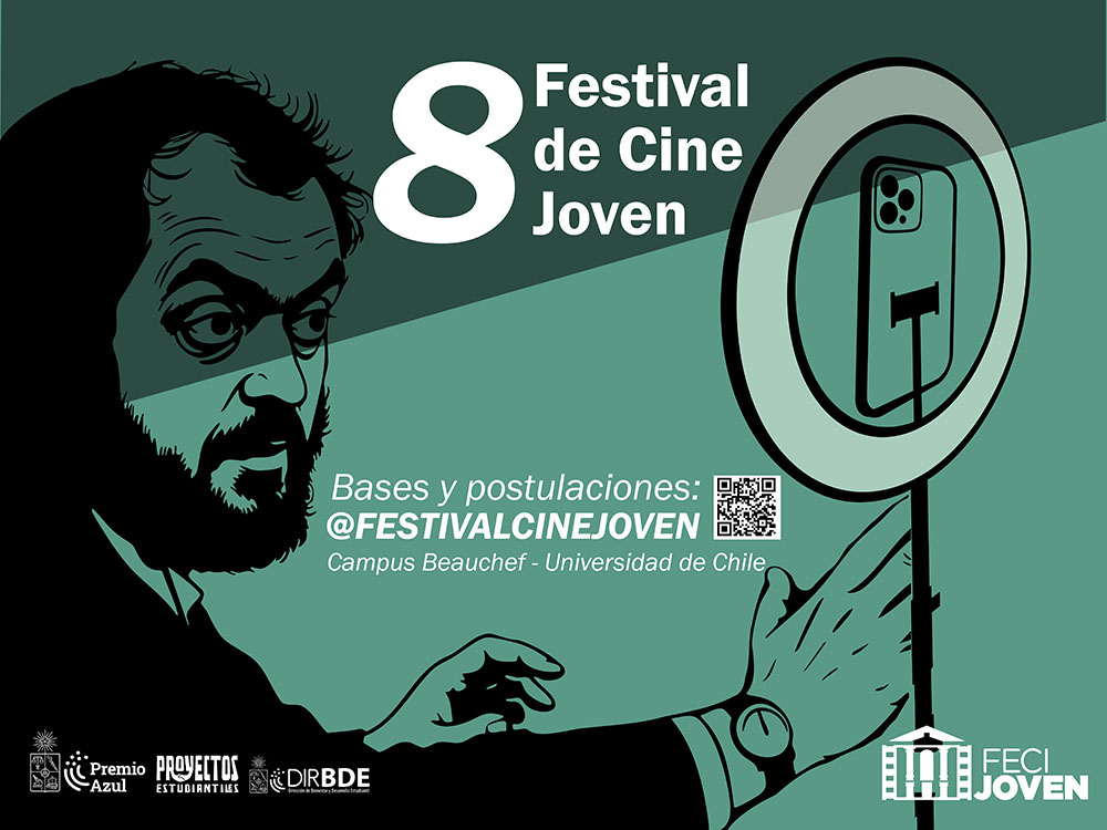 Afiche oficial Festival Cine Joven: contiene código QR para acceder a las bases de postulación, y el usuario de Instagram @festivalcinejoven. En la imagen, se puede ver a Stanley Kubrick posando frente a un teléfono con aro de luz.