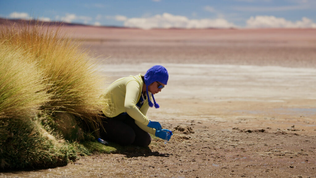 Fotograma del cortometraje "Life invisible", de los directores Bettina Perut e Ivan Osnovikoff.