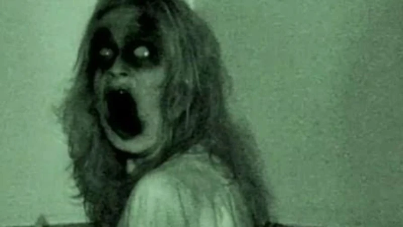 Grave Encounters (Canadá, 2011)