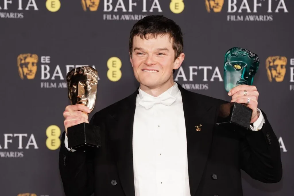 robert aramayo en los bafta 2026