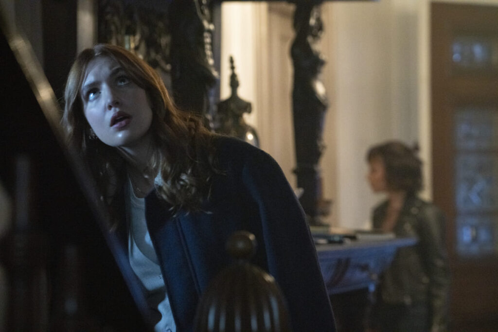 sophie nelisse en el sonido de la muerte