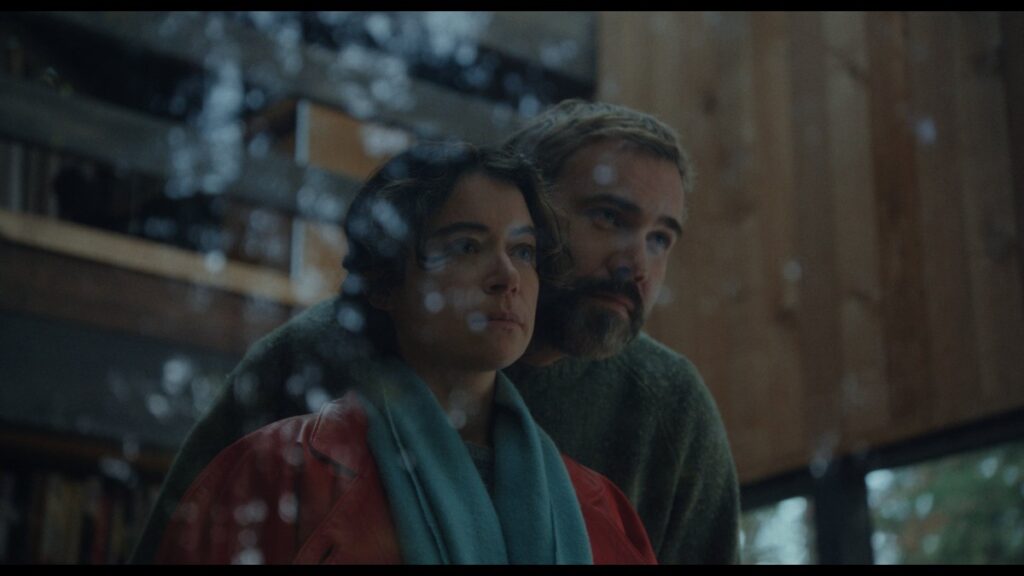 tatiana maslany y rossif sutherland en Keeper de osgood perkins